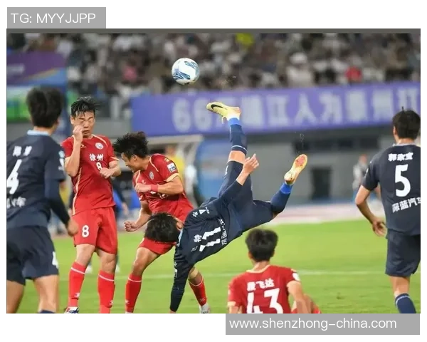 足球巨星与影视明星的跨界邂逅引发的热议与精彩瞬间