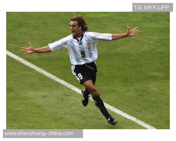 追忆足坛传奇最近去逝的足球明星们的辉煌与遗产